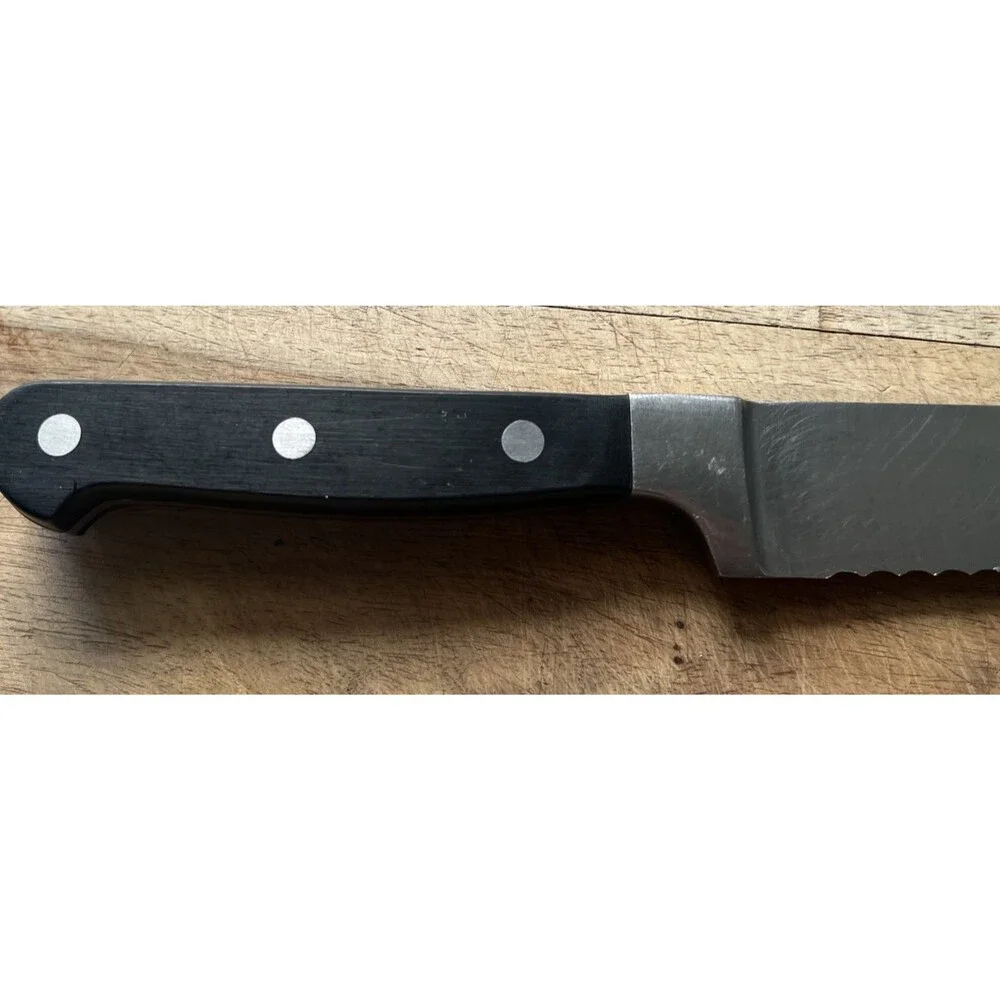 David Burke 8inch Bread Knife 8 inch High Carbon Steel Serrated Blade